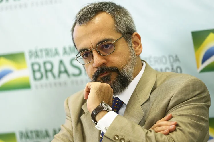 O ministro da Educação, Abraham Weintraub, durante  apresentação do "Compromisso Nacional pela Educação Básica". (Marcelo Camargo/Agência Brasil)