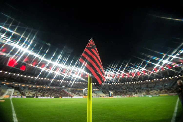 Bandeira com logo do Flamengo: partida pode ser suspensa (Alexandre Vidal / Site Flamengo/Divulgação)