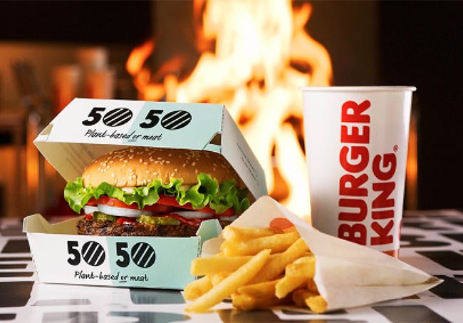 Burger King desafia consumidores: É hambúrguer de carne ou de plantas?