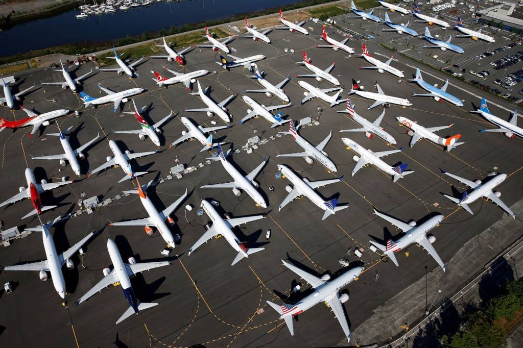 Boeing 737 Max: Dezenas de aeronaves estacionadas em Seattle com proibição de modelo operar após acidentes fatais (Reuters/indsey Wasson)