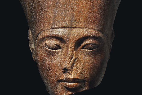 Egito pede à Interpol que localize busto de Tutancâmon leiloado em Londres