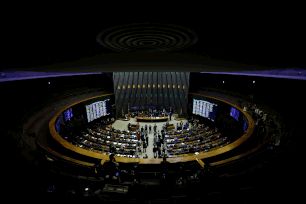 Imagem referente à matéria: AO VIVO: deputados do grupo de trabalho da Câmara apresentam texto da Reforma Tributária