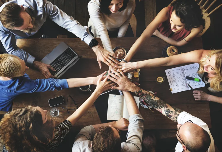 Quando a cultura organizacional é bem trabalhada a empresa o trabalho flui melhor (foto/Thinkstock)