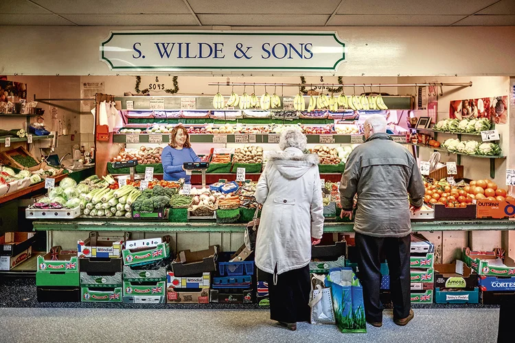 Consumidores na Europa: o aumento da população acima de 65 anos deve impulsionar novos mercados (Alamy/Fotoarena)