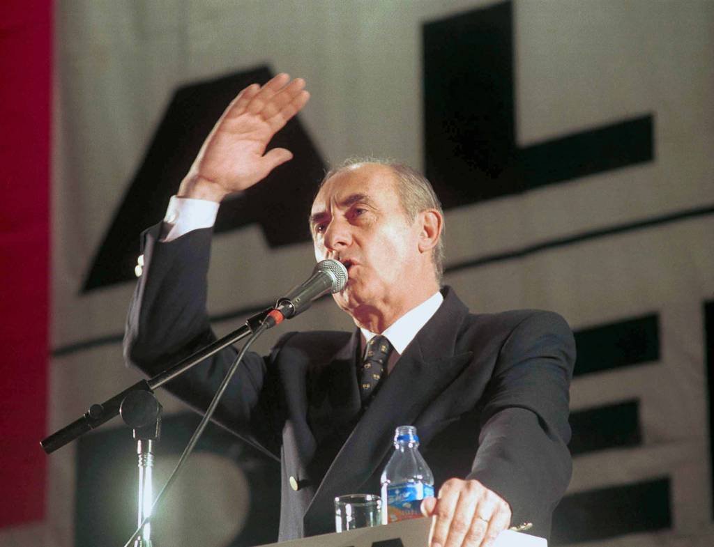 Ex-presidente argentino Fernando De la Rúa morre aos 81 anos