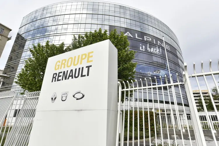 Renault: empresa busca retomar negociações para se fundir com FCA após primeiras tratativas não terem dado certo (Daniel Pier/Getty Images)