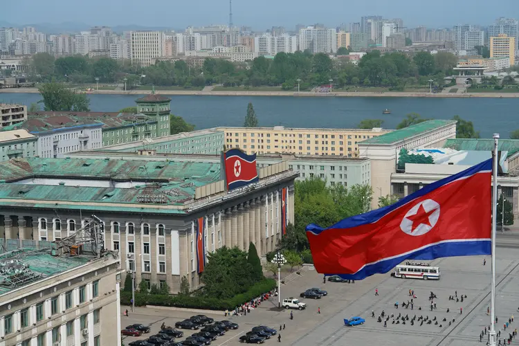 Coreia do Norte: país realizou dois disparos de mísseis de curto alcance que caíram no Mar do Japão (narvikk/Getty Images)