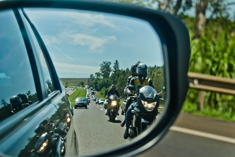 Motos: “É o tipo de veículo que menos congestiona o trânsito", argumenta o deputado (CRMacedonio/Getty Images)