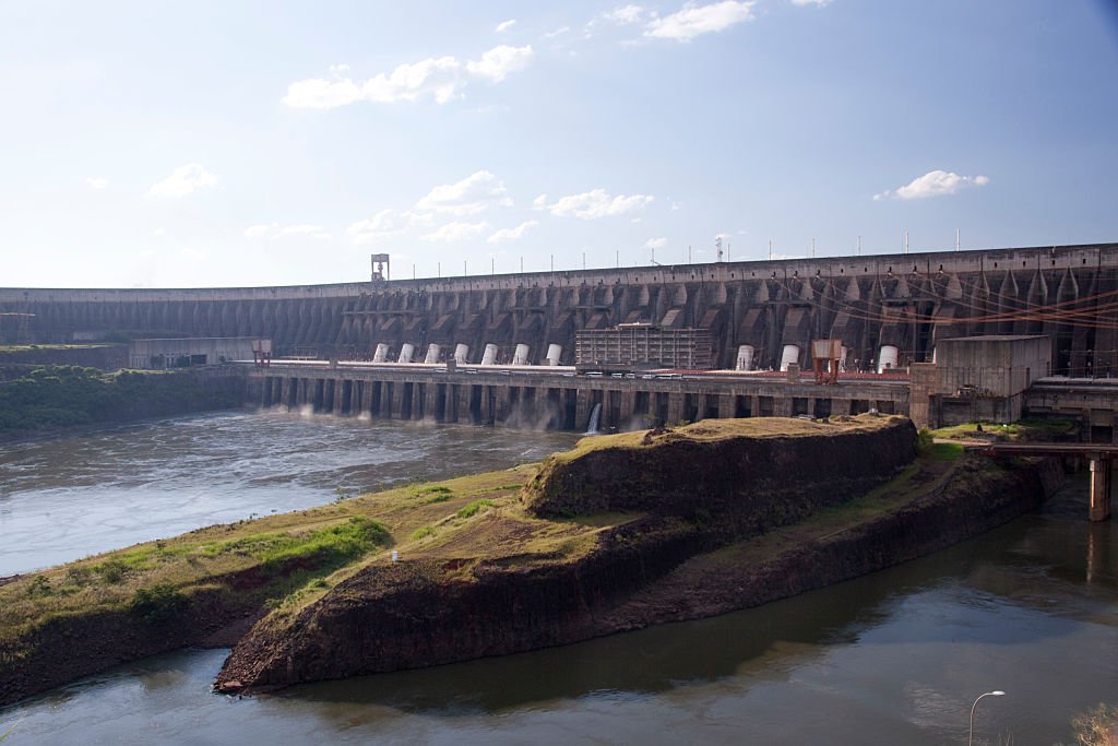 Brasil espera que acordo com Paraguai sobre Itaipu seja cumprido