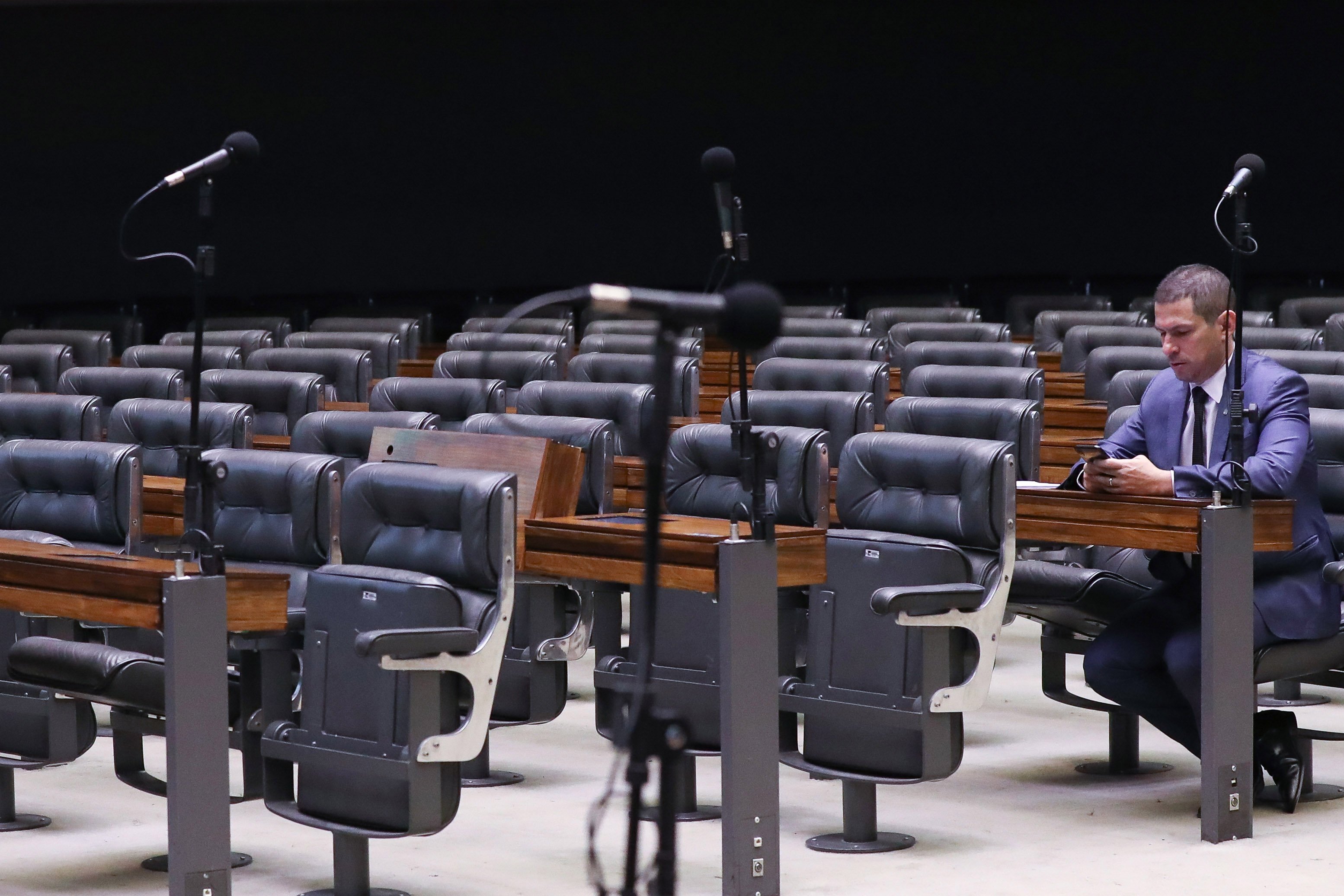 Reforma da Previdência entre avanços e empecilhos e tudo para ler hoje