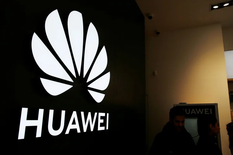 Huawei: Casa Branca teria reunião com executivos de software e semicondutores para discutir a proibição americana à companhia chinesa (Rodrigo Garrido/Reuters)