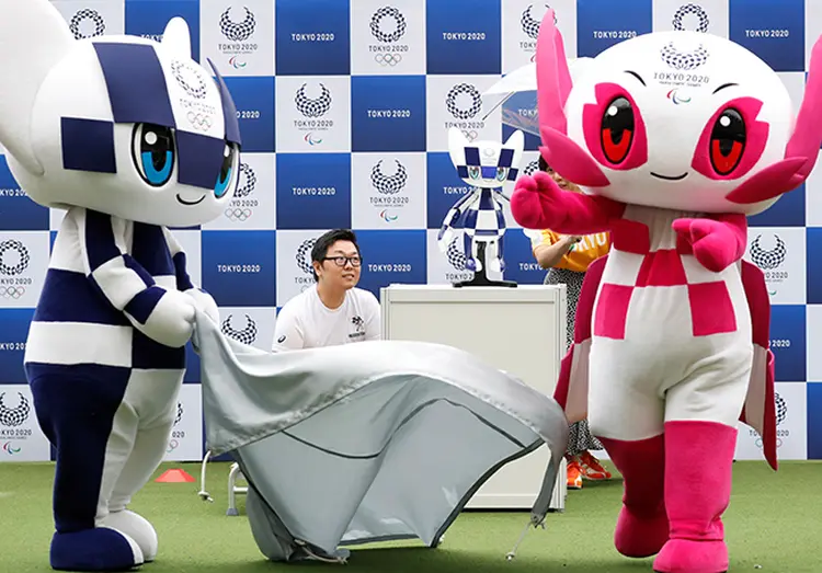 Mascotes: dupla que representará a competição, incluindo os Jogos Paralímpicos.
 (Issei Kato/Reuters)