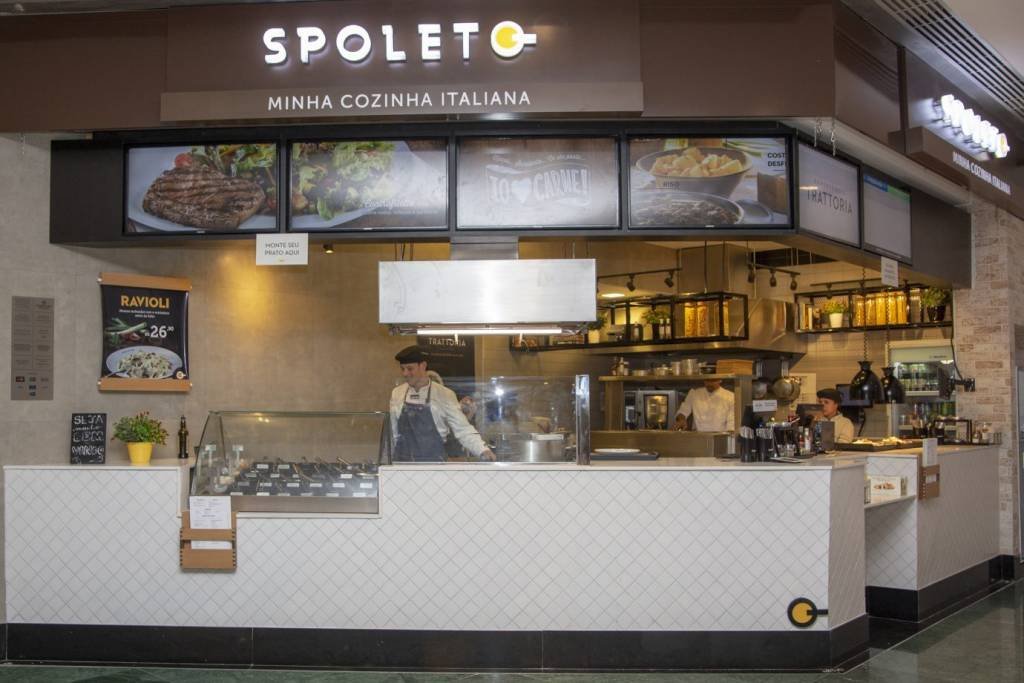 Autoatendimento e pratos prontos: Spoleto quer acabar com pressão ao pedir