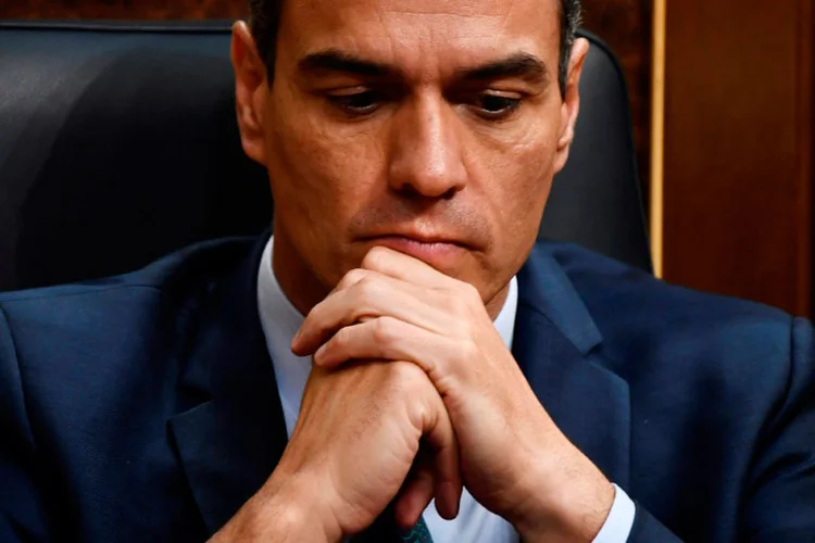 Pedro Sanchez, primeiro-ministro espanhol: pretende relaxar as restrições para as crianças, que poderiam sair de suas casas após 27 de abril (Agence France-Presse/AFP)