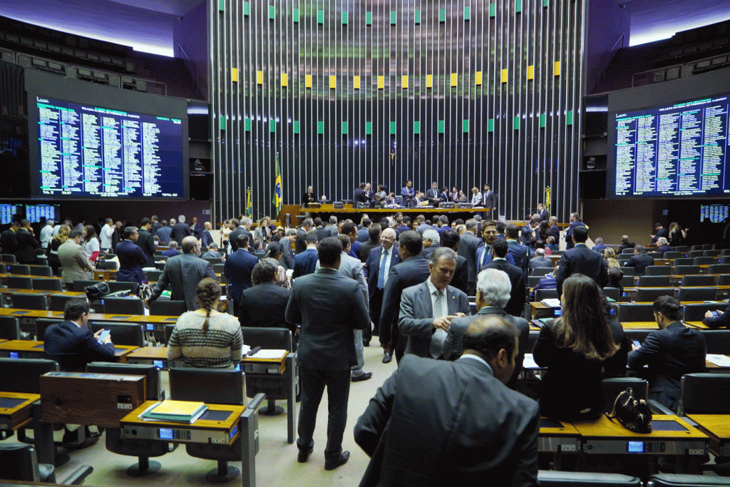 Câmara aprova regime de urgência para pacote anticrime; só PSOL foi contra