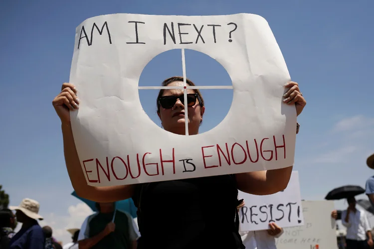 El Paso: tiroteio deixou 22 mortos em uma unidade do Walmart (Jose Luis Gonzalez/Reuters)