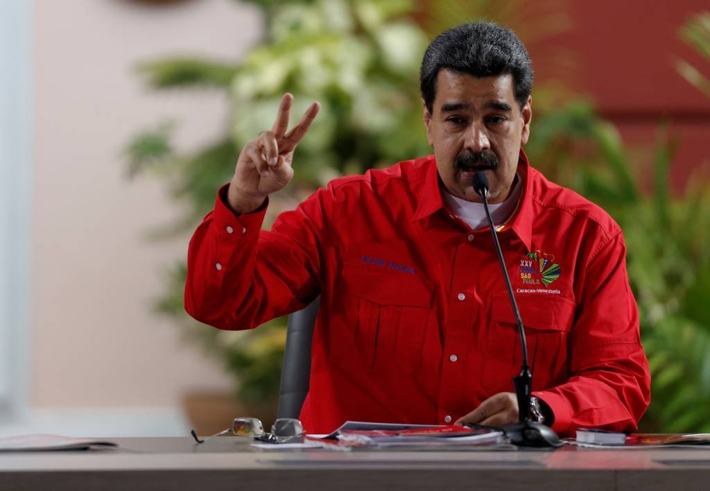 Maduro quer retomar negociação com oposição após "mudança no diálogo"