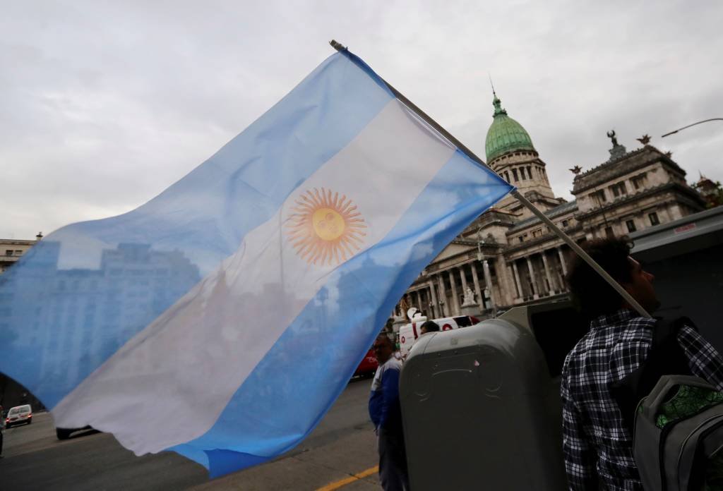 Dívida, inflação e eleições: uma combinação perigosa na Argentina