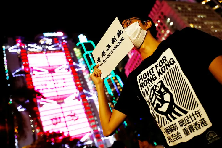 Hong Kong: segundo fontes, a China rejeitou um relatório enviado por HK, que teria como objetivo apaziguar os manifestantes (Kai Pfaffenbach/Reuters)