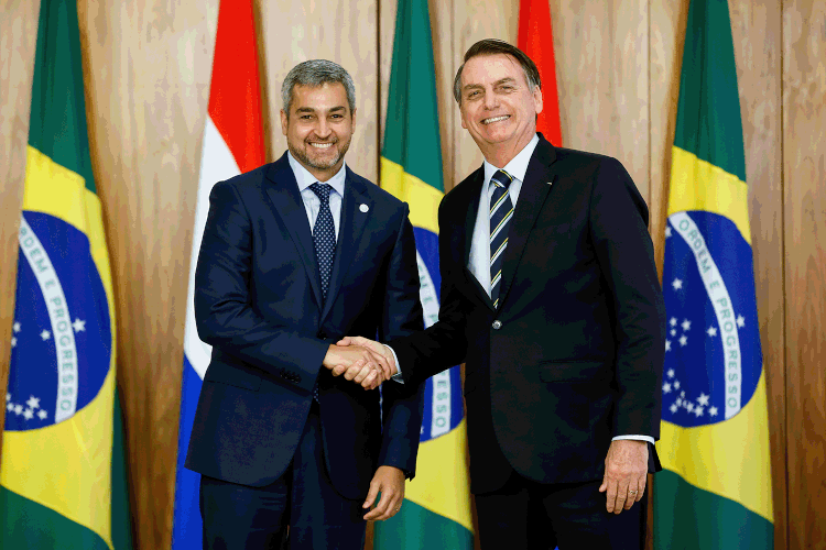 Mario Abdo e Bolsonaro: Brasil e Paraguai anulam acordo energético firmado em maio (Palácio do Planalto/Flickr)