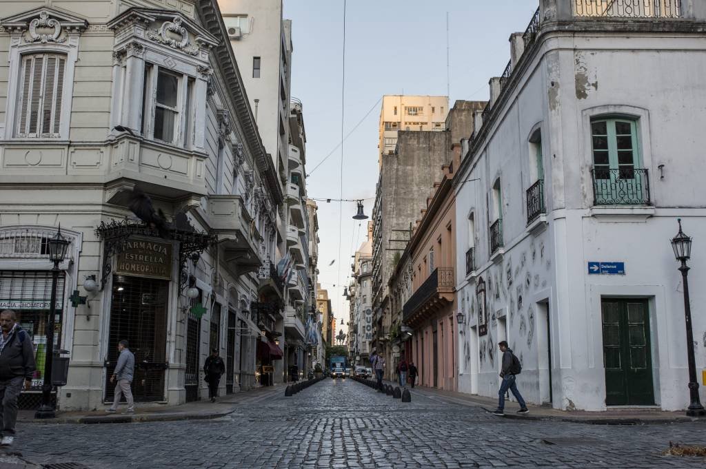 Buenos Aires: "A Argentina é uma gangorra que sobe e desce", disse Ruben Haleblian, vendedor de uma loja de eletrônicos na capital argentina (Bloomberg/Sarah Pabst)