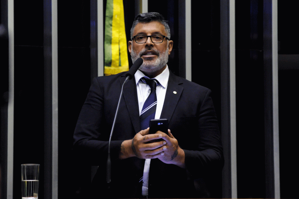 Tucanos querem barrar filiação de Alexandre Frota no PSDB