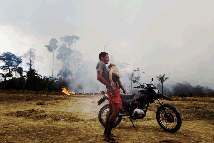 Amazônia: já foram identificados mais de 80.000 focos de incêndio na floresta em agosto (Ricardo Moraes/Reuters)