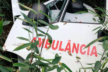 Cumbica: Policia acha ambulância que pode ter sido usada em roubo de ouro