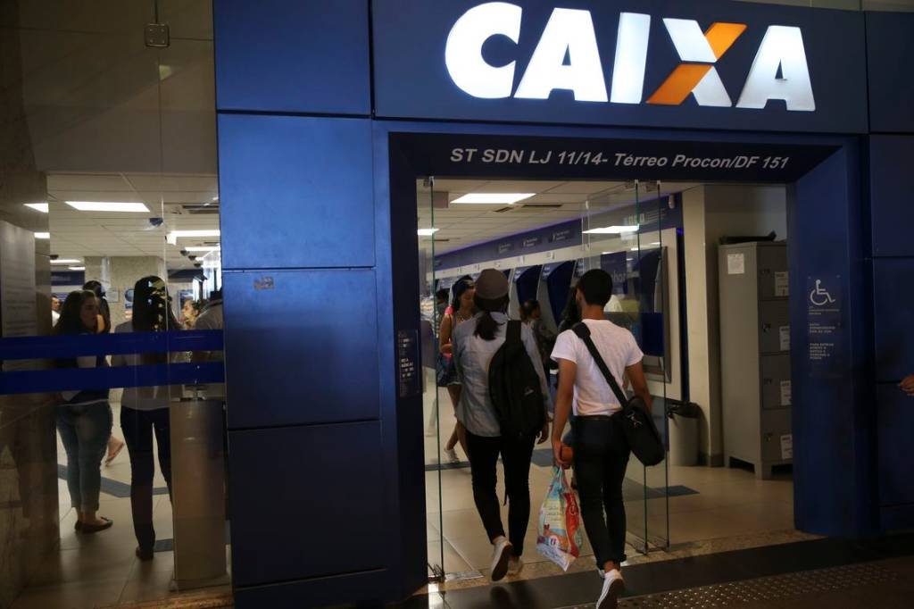 Caixa e Banco do Brasil iniciam pagamento do PIS/Pasep na segunda