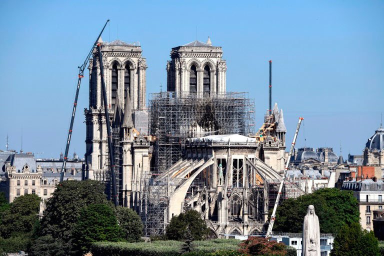 Início das obras de reconstrução da Notre-Dame está previsto para 2021