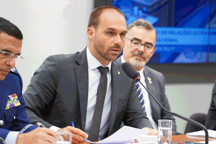 Nepotismo: se aprovado o projeto, Eduardo Bolsonaro não poderá ser embaixador nos EUA (Pablo Valadares/Agência Câmara)