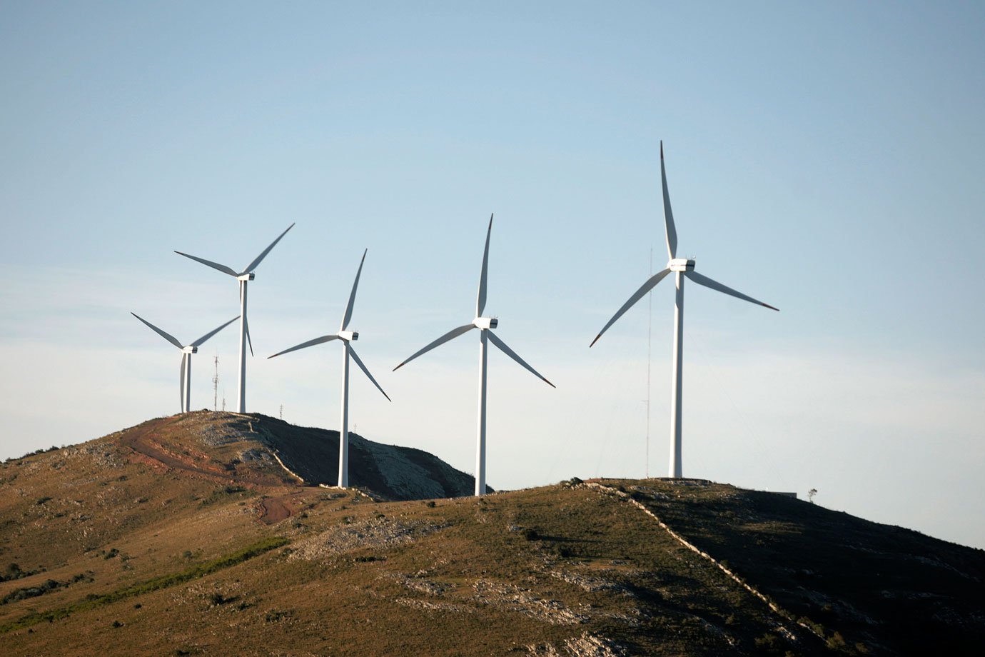 Vestas e Santander aceleram financiamento sustentável para fornecedores de energia eólica