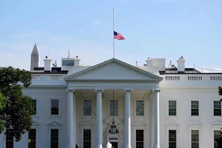 Casa Branca: Estados Unidos fará teste do Sistema de Alertas de Emergência via rádio e TV (Erin Scott/Reuters)