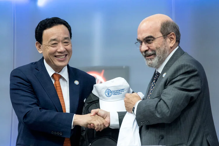 FAO: Chinês Qu Dongyu assume o cargo de diretor-geral da Organização das Nações Unidas para Agricultura e Alimentação no lugar do brasileiro Jose Graziano da Silva (FAO/Alessandra Benedetti/Divulgação)
