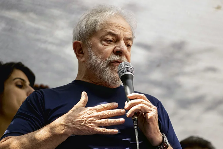 Lula: ex-presidente criticou políticas econômicas atuais (Marcelo Goncalves/Sigmapress/Estadão Conteúdo)