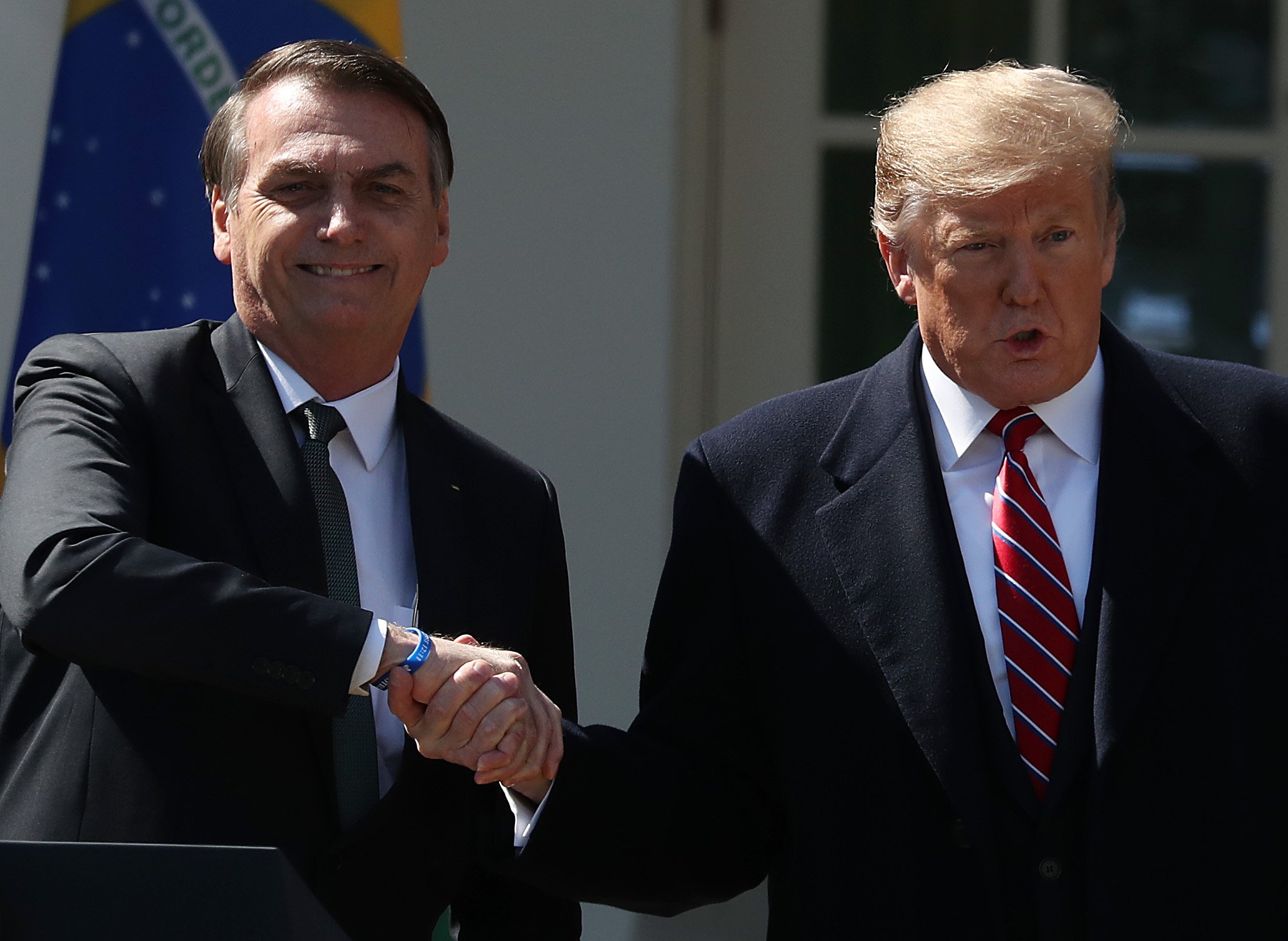 Bolsonaro agradece a Trump por defender Brasil durante cúpula do G7