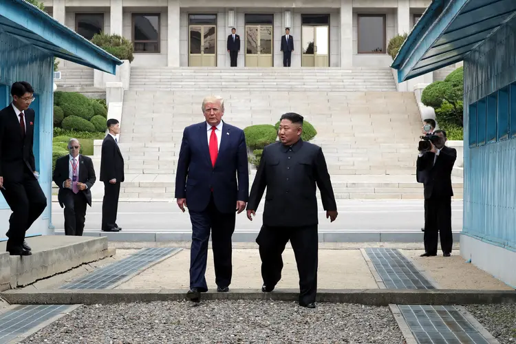 Coreia do Norte: "Acredito que teremos outro encontro", disse Trump sobre um possível 3º encontro com Kim Jong-un (Handout/Dong-A Ilbo/Getty Images)