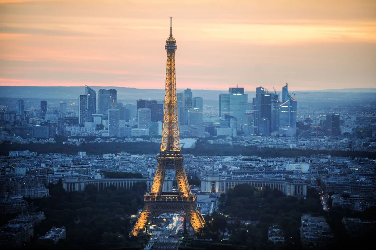 Paris: marcas revelam nova coleção na Semana de Moda em março (NurPhoto/Getty Images)