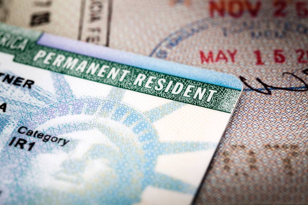 Green Card (Epoxydude/Getty Images)