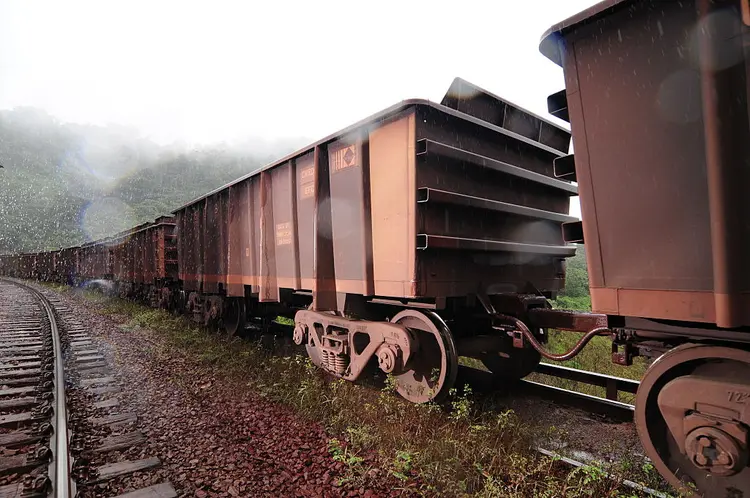 Minério de ferro: Os preços para cargas de minério de ferro no mercado à vista para entrega na China atingiram 93 dólares por tonelada na segunda-feira (Paulo Fridman/Getty Images)