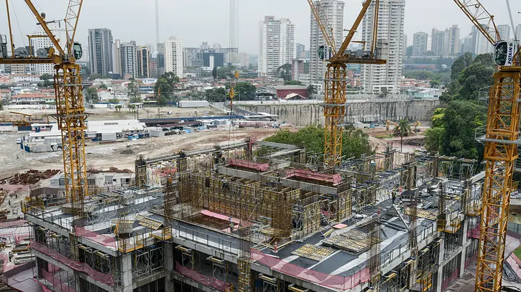 Obras: construção civil avançou 0,8% em junho ante maio (Paulo Fridman/Corbis/Getty Images)