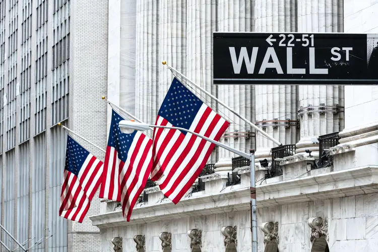 Bolsa de Valores de Nova York (NYSE), em Wall Street | Foto: Matteo Colombo/Getty Images (Matteo Colombo/Getty Images)