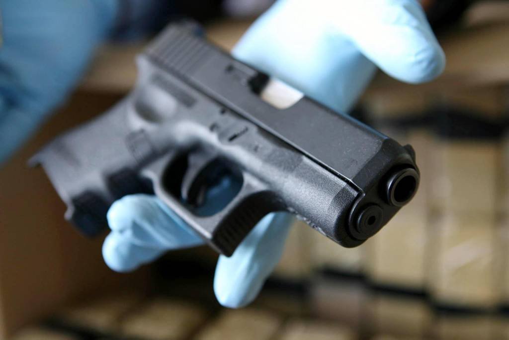 Armas: atiradores civis adquiriram cerca de 32 milhões de projéteis no ano passado (Niall Carson/Getty Images)