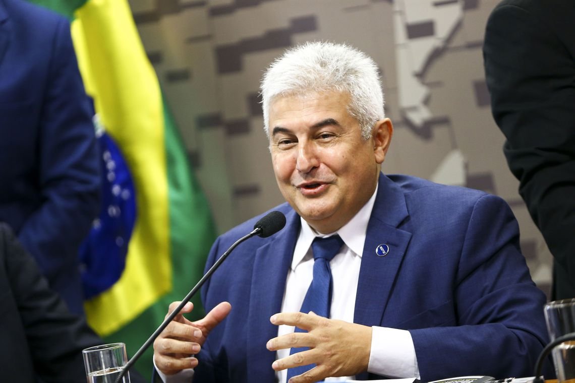 Brasil terá vacina nacional contra covid em 9 meses, diz Marcos Pontes