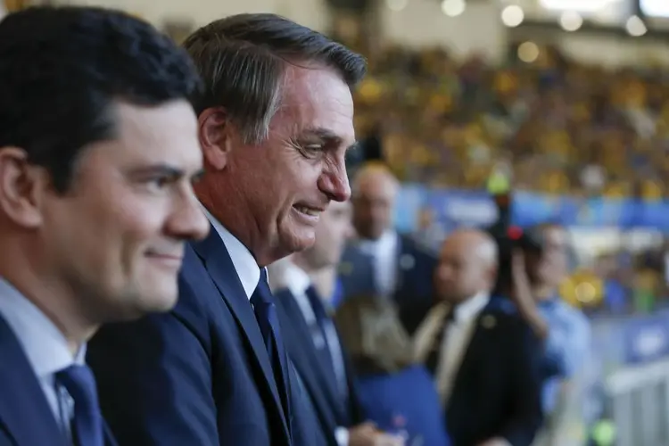 Presidente da República, Jair Bolsonaro e o ministro da Justiça, Sergio Moro durante a final da Copa América 2019, entre as seleções do Brasil e Peru. (Carolina Antunes/PR/Flickr)