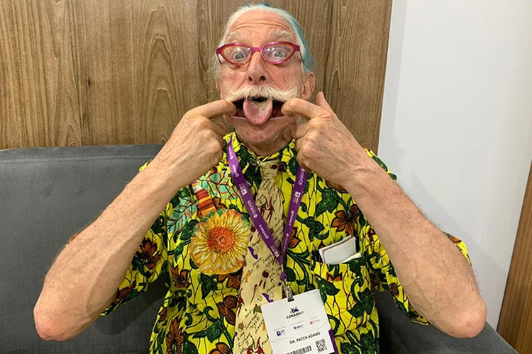 Patch Adams: fundador do Instituto Gesundheit fala sobre saúde mental no trabalho (Maria Eduarda Cury/EXAME/Reprodução)