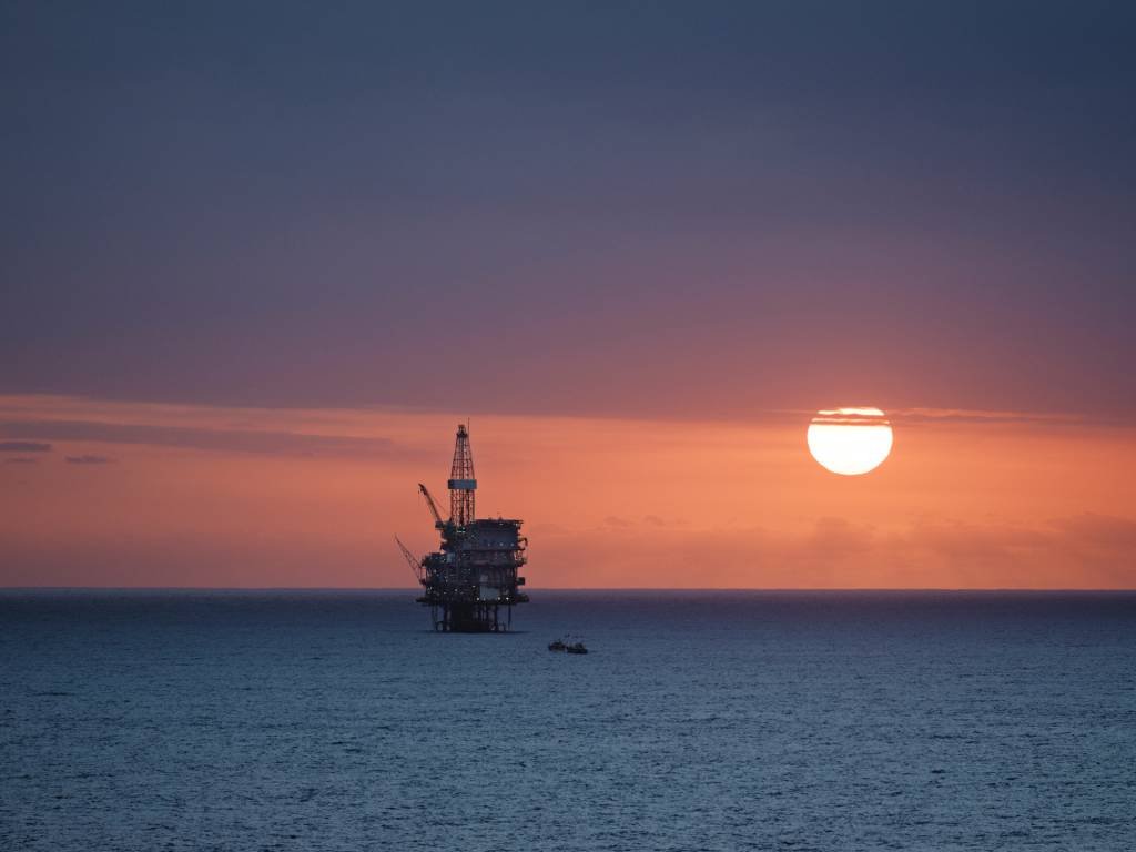 Petroleira Equinor planeja expansão em campos maduros no Brasil