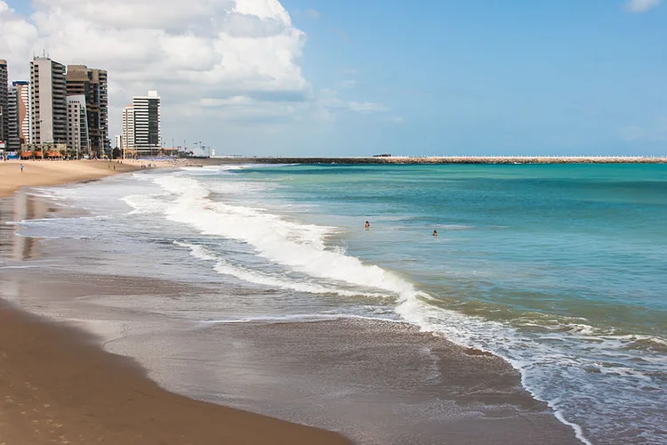 Praia de Iracema, em Fortaleza, no Ceará (Joao Carlos Medau/Wikimedia Commons)