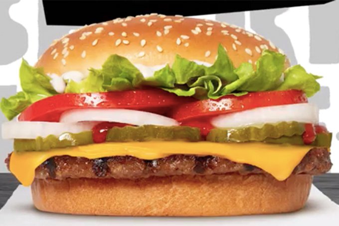 Burger King dá hamburguer grátis na Black Friday; veja como se cadastrar