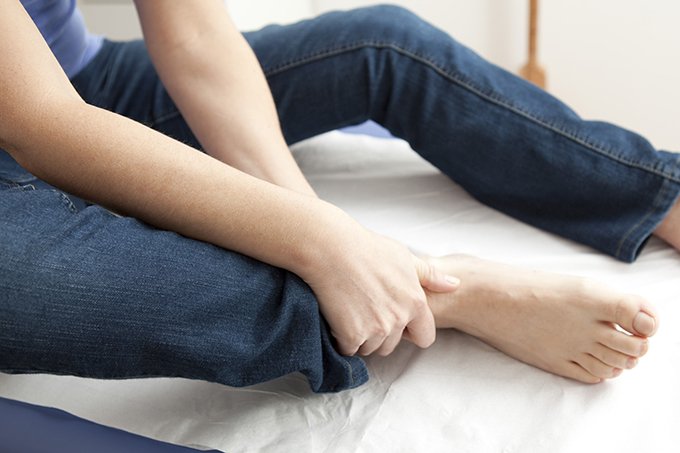 Síndrome das "pernas inquietas" triplica chance de suicídio, diz pesquisa